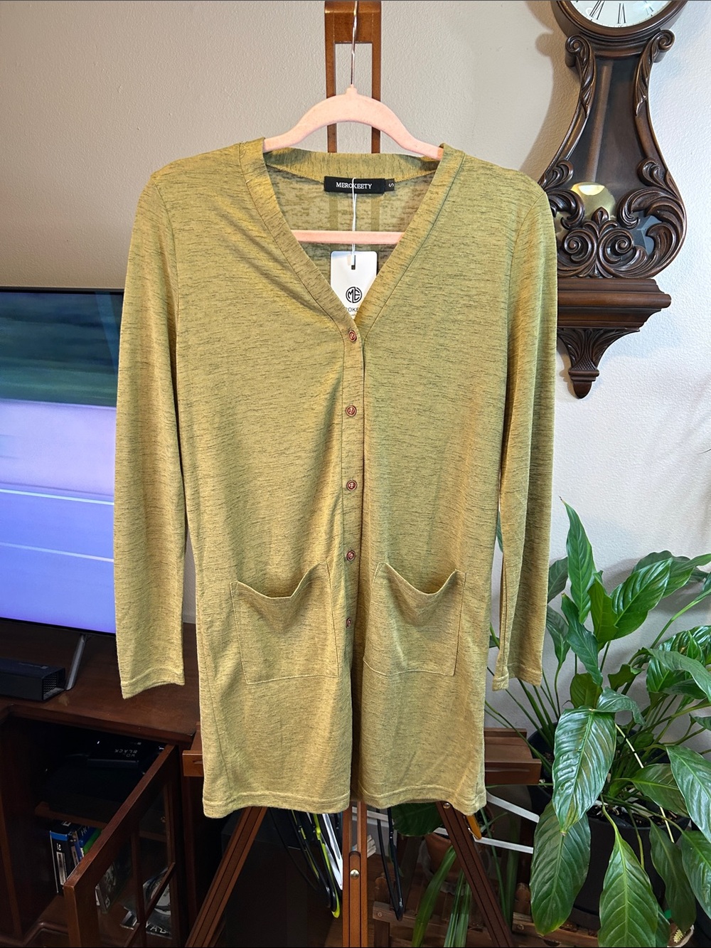 Merokeety Olive Green Button-Front Long Cardigan